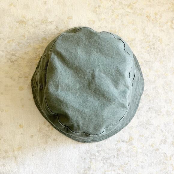 baby Gap Bucket Hat Strap Khaki Green 12-18 Mos Gender Neutral Boys Sunhat - Picture 3 of 6